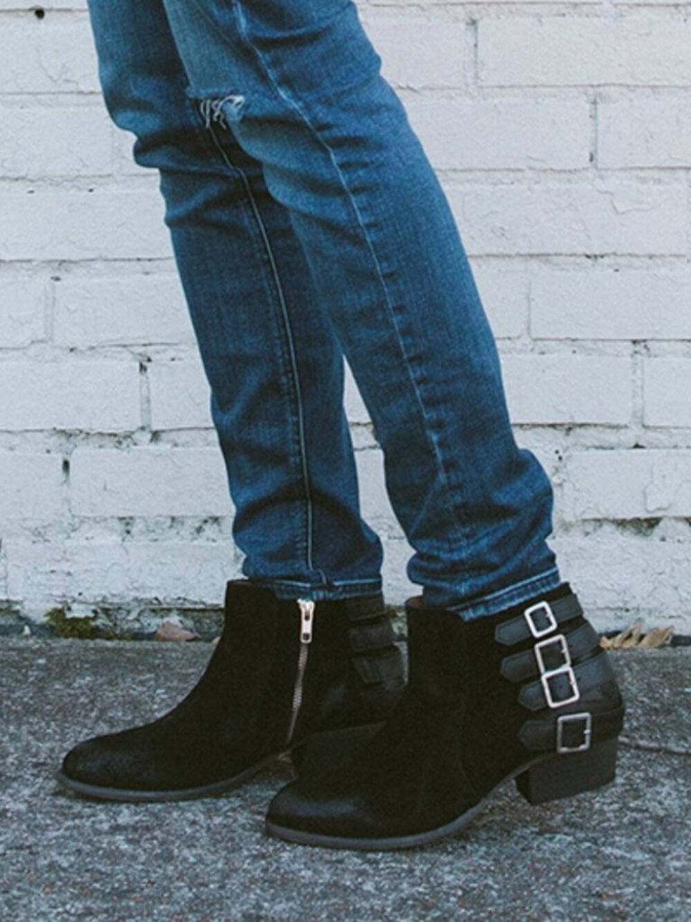 H by Hudson ENCKE Black Suede Buckle EU 37/US 6.0